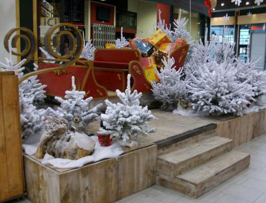 Décoration Centre CommercialTraîneau du Père-Noël