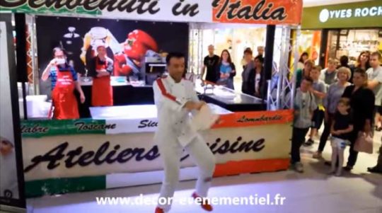 Animation Pizza Acrobatique Centre Commercial